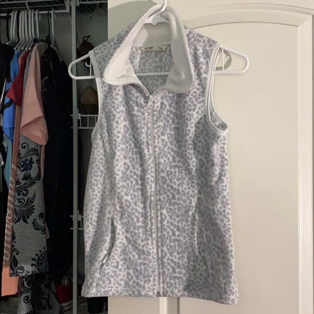 Old navy fleece vest